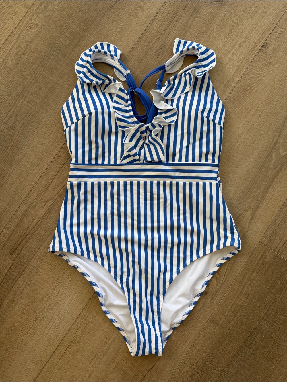 Cupshe Women's Ruffled One-Piece Swimsuit - Picture 2 of 5